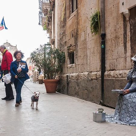 Appartamenti Di Charme Ortigia Marilini Dulini Syracuse Luaran gambar