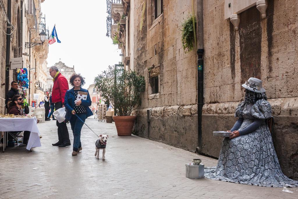 Appartamenti Di Charme Ortigia Marilini Dulini Syracuse Luaran gambar